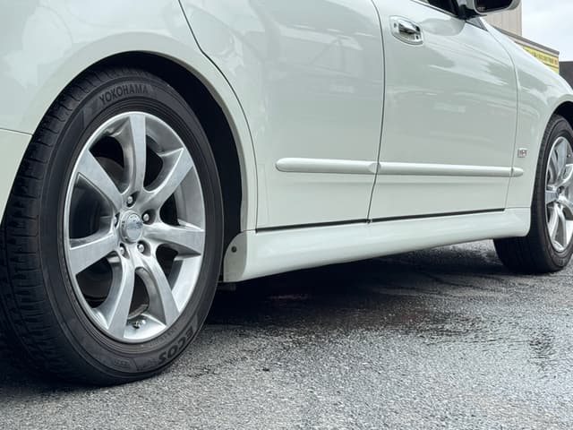 2005 Nissan Stagea JDM car for sale — photo 21 of 25