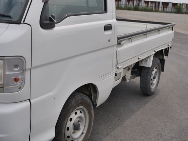 2000 Daihatsu Hijet JDM car for sale — photo 9 of 25