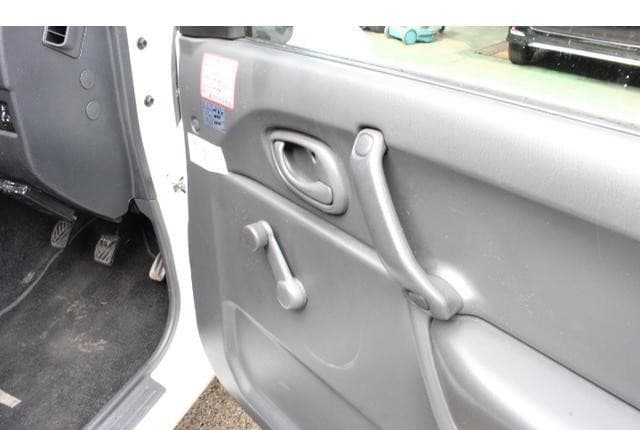 2010 Suzuki Jimny JDM car for sale — photo 19 of 25