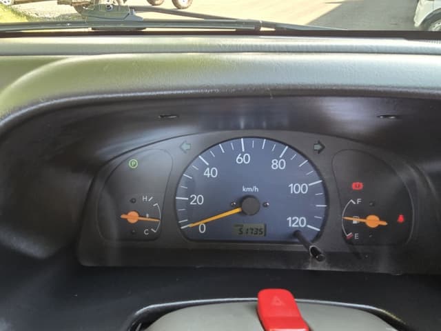 2001 Mazda Scrum JDM car for sale — photo 15 of 25