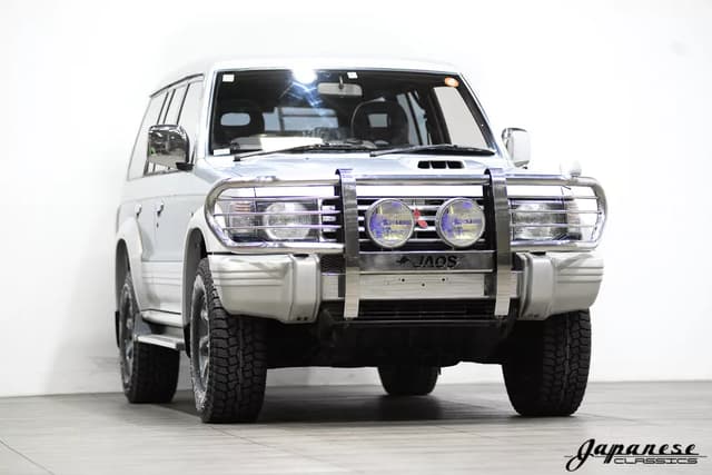1995 Mitsubishi Pajero JDM car for sale — photo 3 of 25