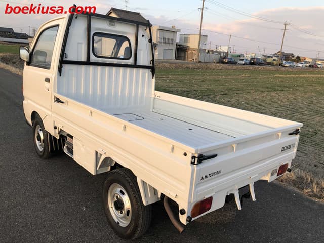 1995 Mitsubishi Minicab JDM car for sale — photo 3 of 23