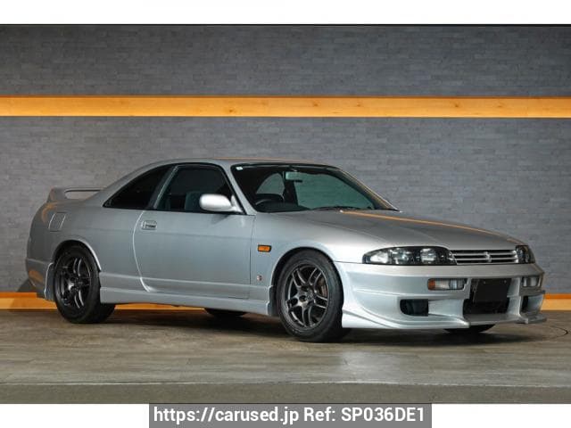 1995 Nissan Skyline JDM car for sale — photo 3 of 3