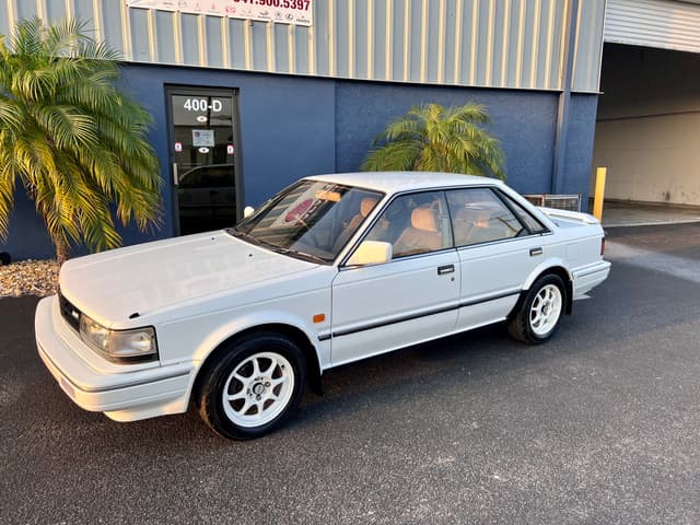 1987 Nissan Bluebird JDM car for sale — photo 3 of 25