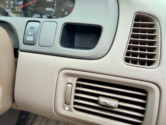 2000 Honda Odyssey JDM car for sale — photo 18 of 25