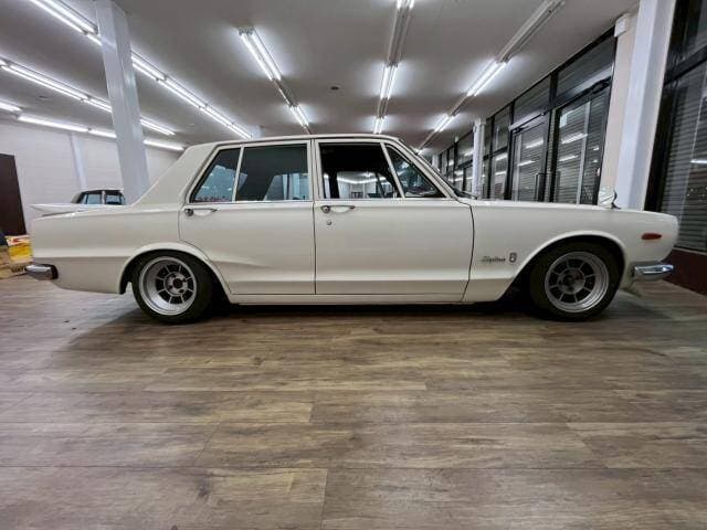 1971 Nissan Skyline JDM car for sale — photo 14 of 20
