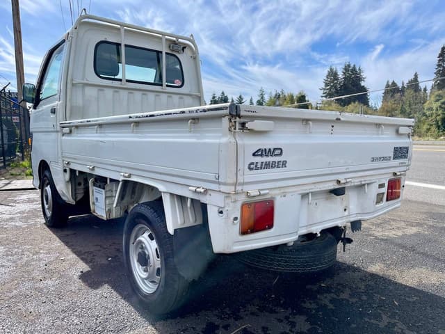 1998 Daihatsu Hijet JDM car for sale — photo 5 of 25