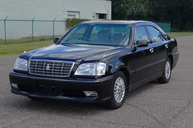 1999 Toyota Crown JDM car for sale — photo 10 of 18
