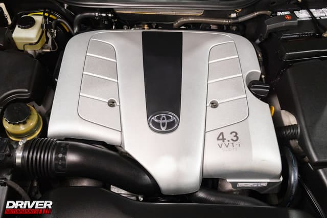 2001 Toyota Celsior JDM car for sale — photo 4 of 21
