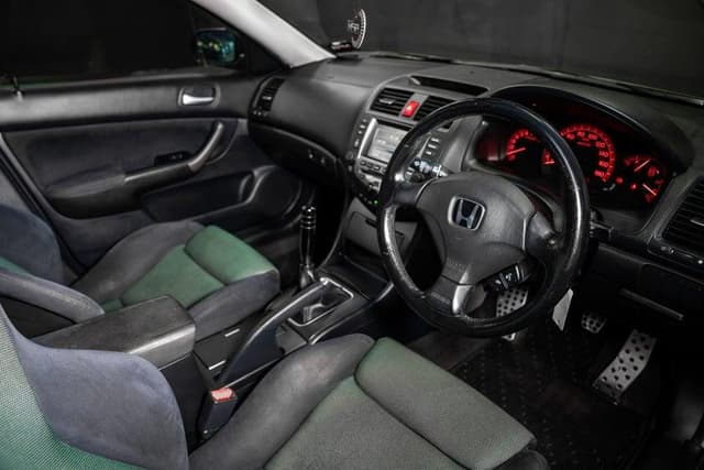 2007 Honda Accord JDM car for sale — photo 10 of 12
