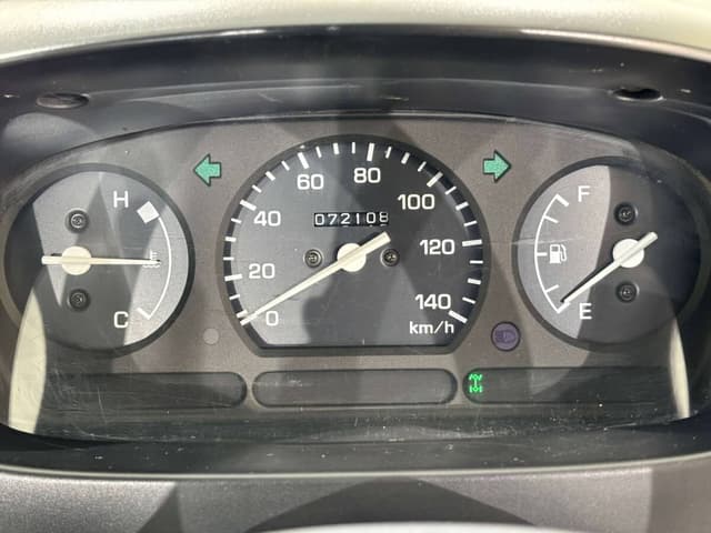 2001 Daihatsu Hijet JDM car for sale — photo 7 of 25