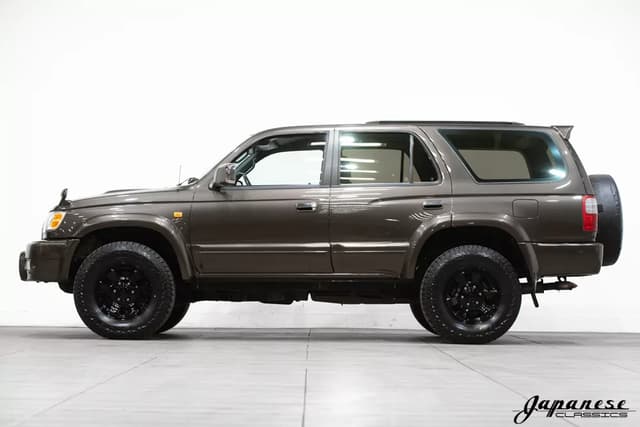 1999 Toyota Hilux JDM car for sale — photo 4 of 25