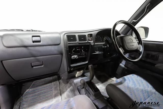 1998 Toyota Hilux JDM car for sale — photo 13 of 25