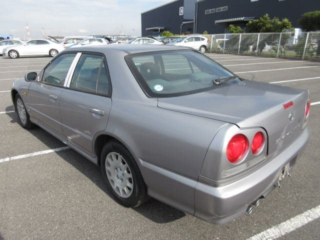 1998 Nissan Skyline JDM car for sale — photo 8 of 19
