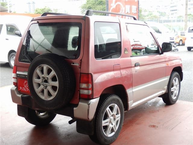 1996 Mitsubishi Pajero Mini JDM car for sale — photo 2 of 5
