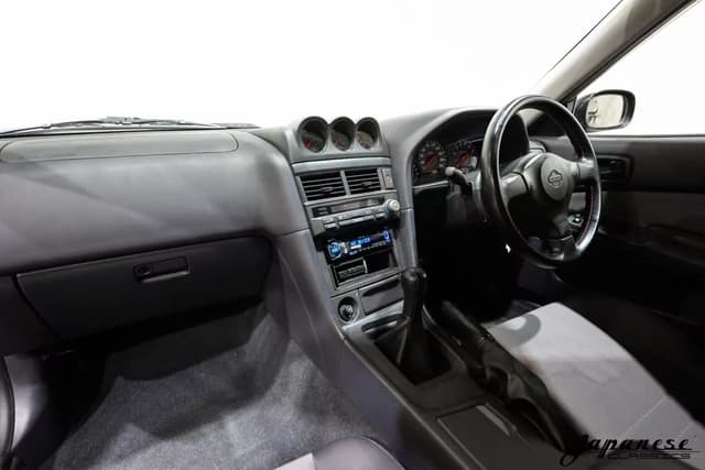 1998 Nissan Skyline JDM car for sale — photo 9 of 25