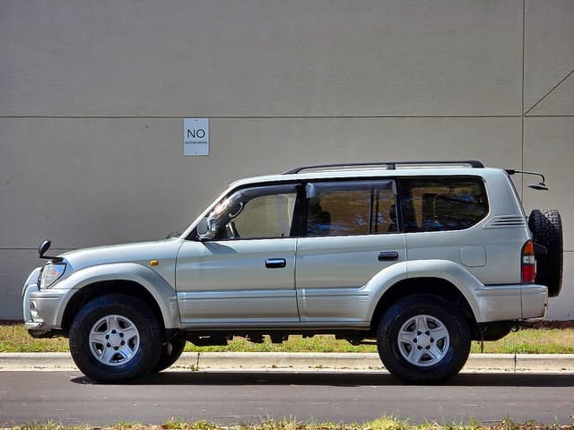 1998 Toyota Land Cruiser Prado JDM car for sale — photo 19 of 25