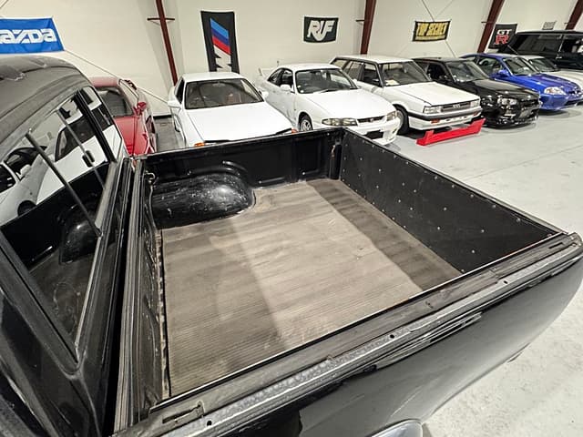 2000 Toyota Hilux JDM car for sale — photo 15 of 22