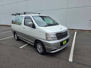 2000 Nissan Elgrand JDM car for sale
