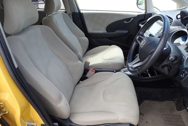 2011 Honda Fit JDM car for sale — photo 25 of 25