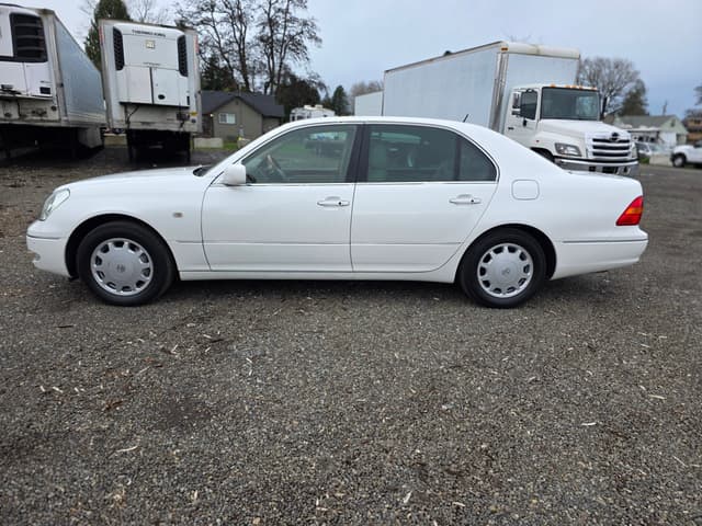 2000 Toyota Celsior JDM car for sale — photo 10 of 14