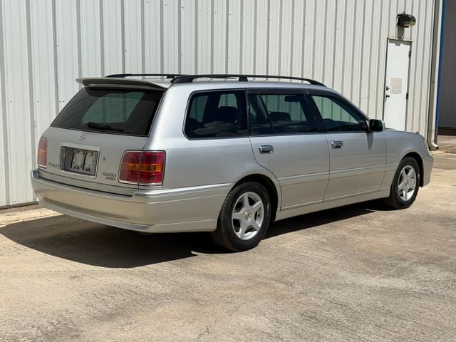 2000 Toyota Crown JDM car for sale — photo 3 of 21