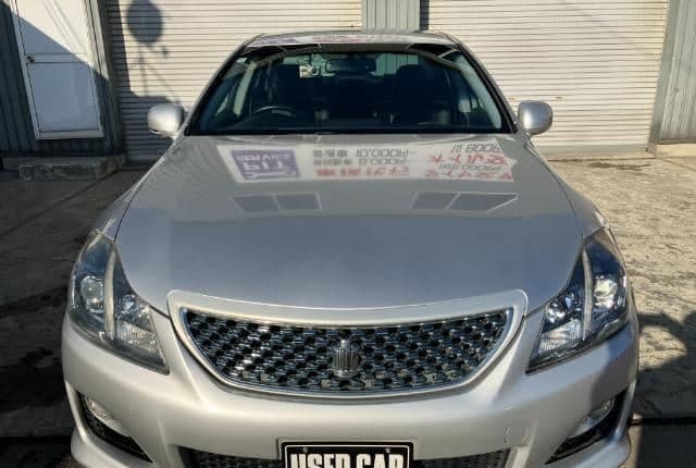 2009 Toyota Crown JDM car for sale — photo 8 of 10