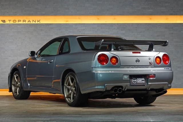 2002 Nissan Skyline JDM car for sale — photo 11 of 25