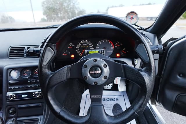 1992 Nissan Skyline JDM car for sale — photo 18 of 18