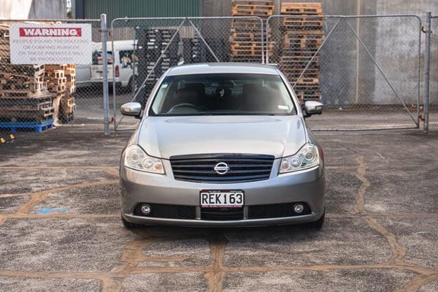 2005 Nissan Fuga JDM car for sale — photo 4 of 20