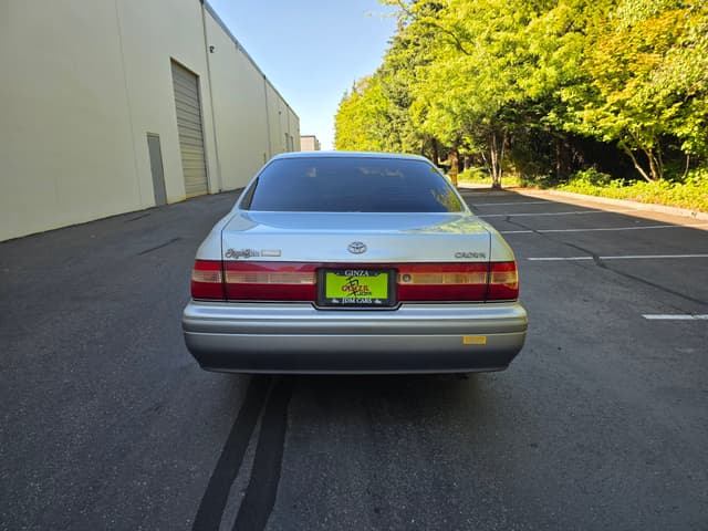 1997 Toyota Crown JDM car for sale — photo 4 of 13