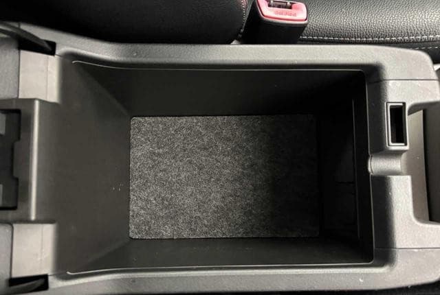 2010 Subaru Legacy JDM car for sale — photo 11 of 25