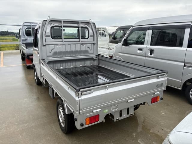2009 Suzuki Carry JDM car for sale — photo 17 of 21