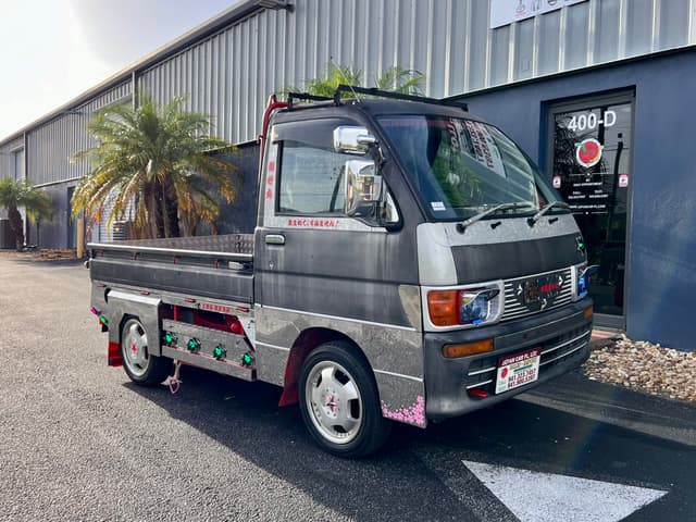 1997 Daihatsu Hijet JDM car for sale — photo 15 of 20