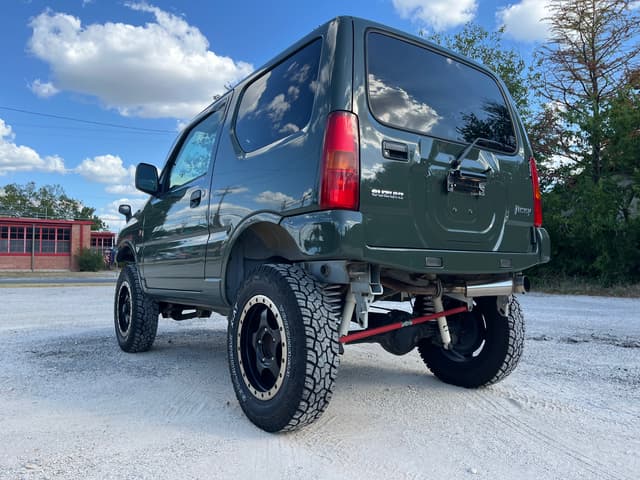 1998 Suzuki Jimny JDM car for sale — photo 3 of 11