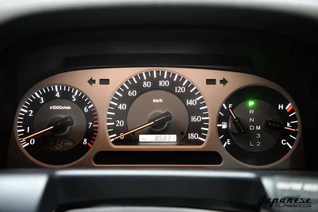 1999 Toyota Crown JDM car for sale — photo 13 of 25