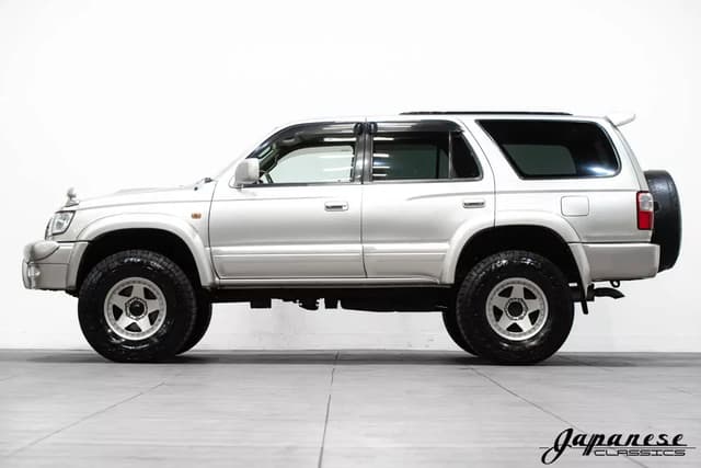 2000 Toyota Hilux Surf JDM car for sale — photo 4 of 25