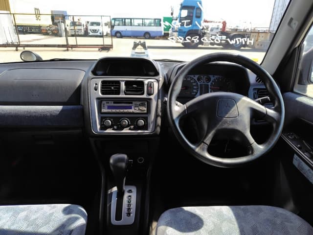 2000 Mitsubishi Pajero JDM car for sale — photo 20 of 20
