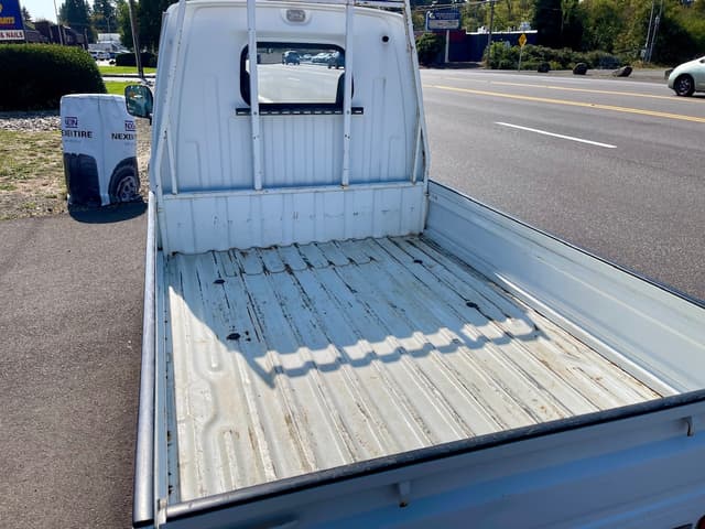 1992 Mitsubishi Minicab JDM car for sale — photo 23 of 25