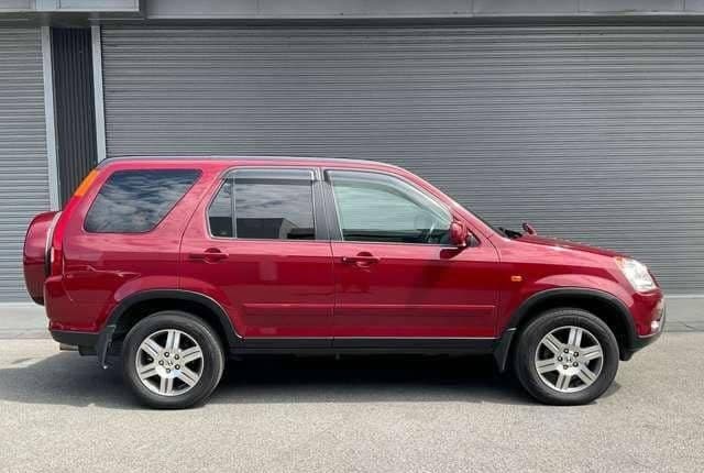 2004 Honda CR-V JDM car for sale — photo 11 of 25