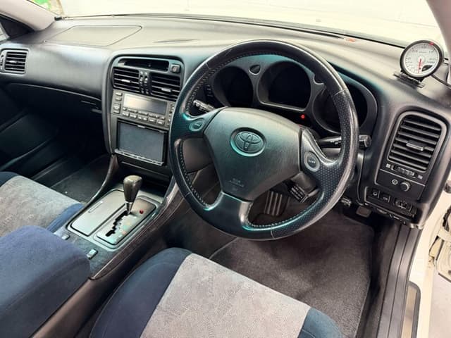 1999 Toyota Aristo JDM car for sale — photo 14 of 25