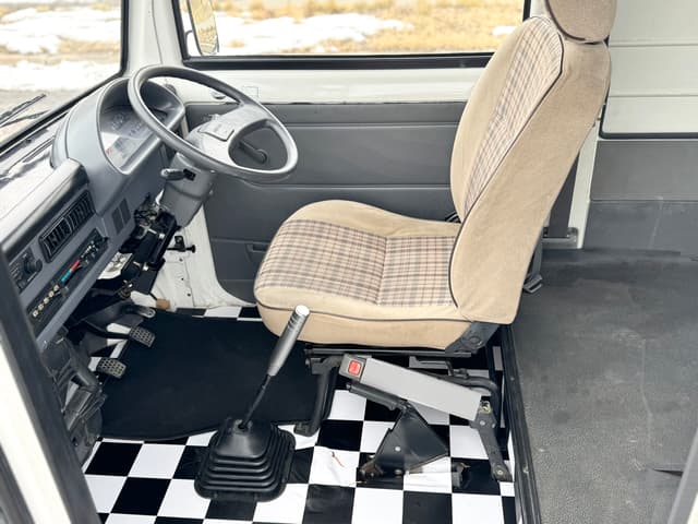 1992 Daihatsu JDM car for sale — photo 8 of 13