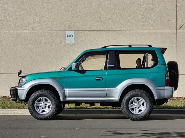 1996 Toyota Land Cruiser Prado JDM car for sale — photo 14 of 25