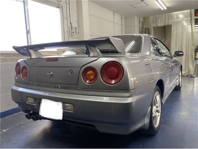 1998 Nissan Skyline JDM car for sale — photo 2 of 18