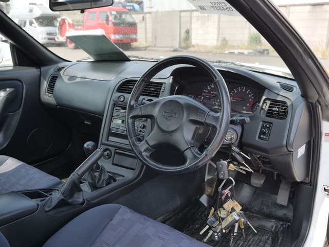 1996 Nissan Skyline JDM car for sale — photo 18 of 25