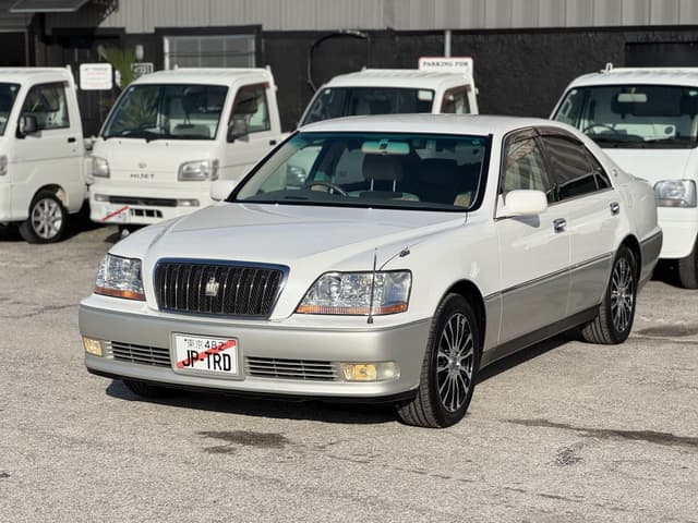 1999 Toyota Majesta JDM car for sale — photo 4 of 24