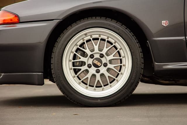 1990 Nissan Skyline JDM car for sale — photo 21 of 25