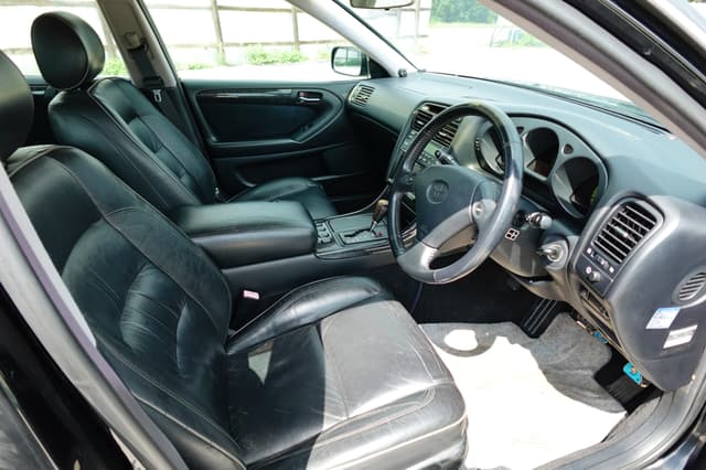1998 Toyota Aristo JDM car for sale — photo 15 of 18