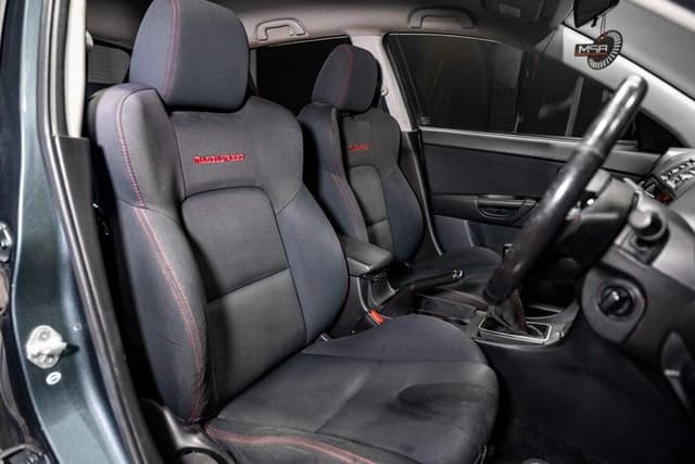 2009 Mazda Axela JDM car for sale — photo 13 of 19
