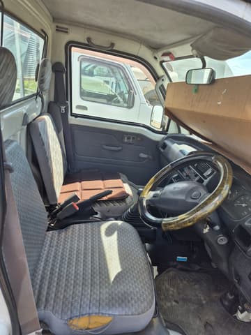 2002 Daihatsu Hijet JDM car for sale — photo 17 of 17